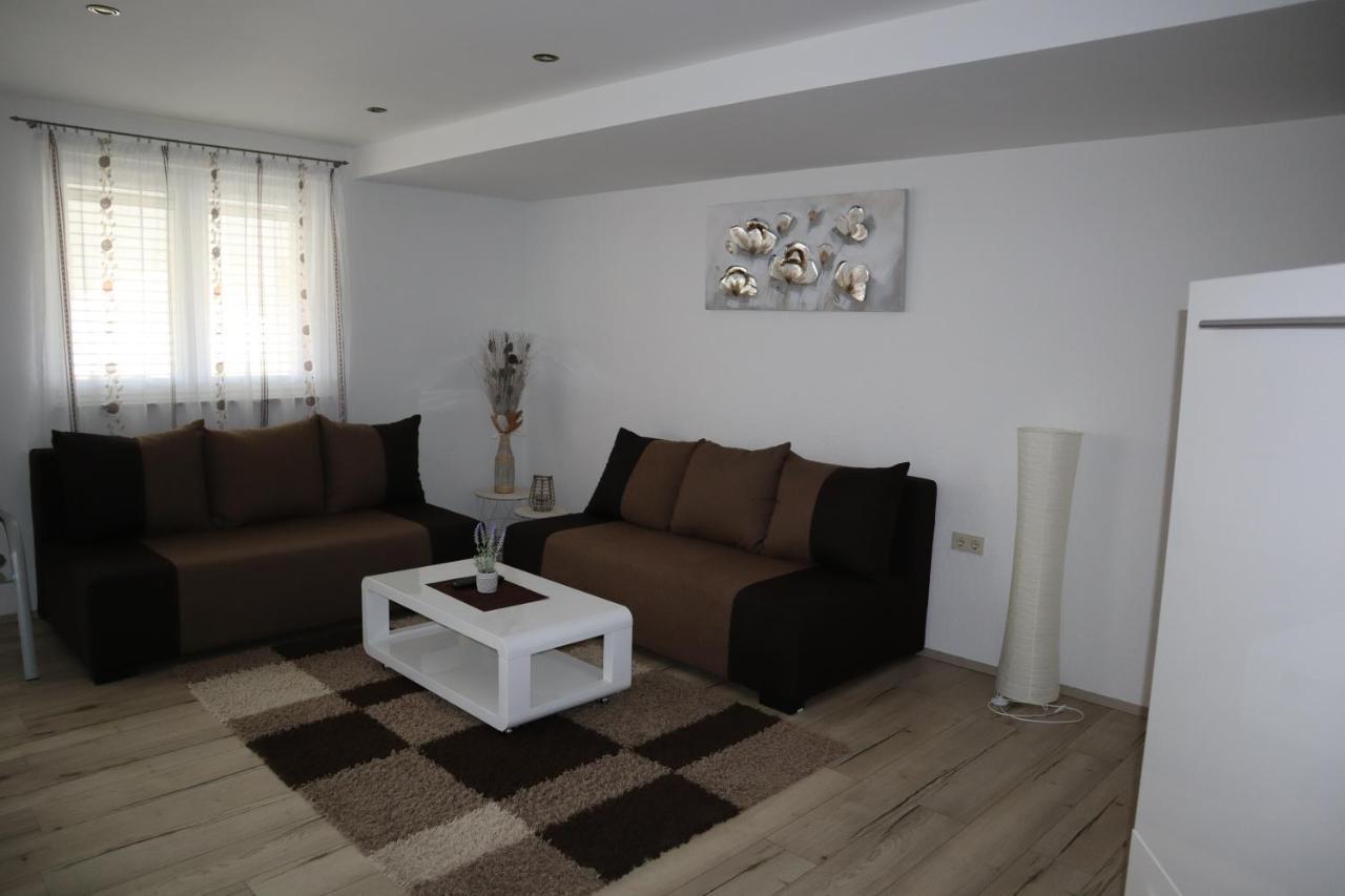 Apartmani Sanja Vir Exterior foto